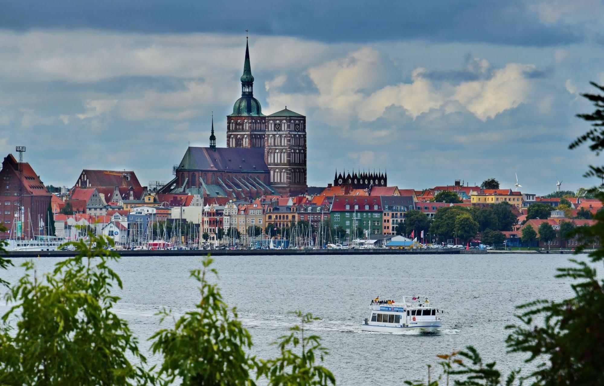 Ferienwohnung Sundueberblick - 150 Meter Zum Strand Altefähr エクステリア 写真