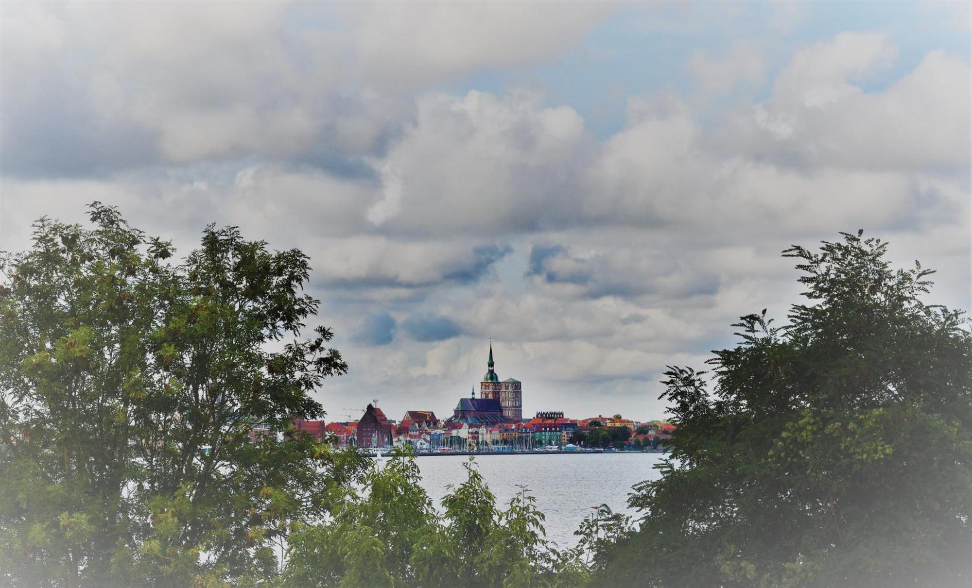 Ferienwohnung Sundueberblick - 150 Meter Zum Strand Altefähr エクステリア 写真